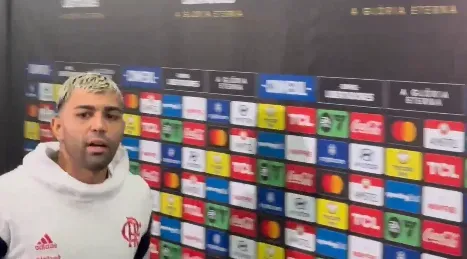 Gabigol na zona mista do Maracanã | Foto: reprodução