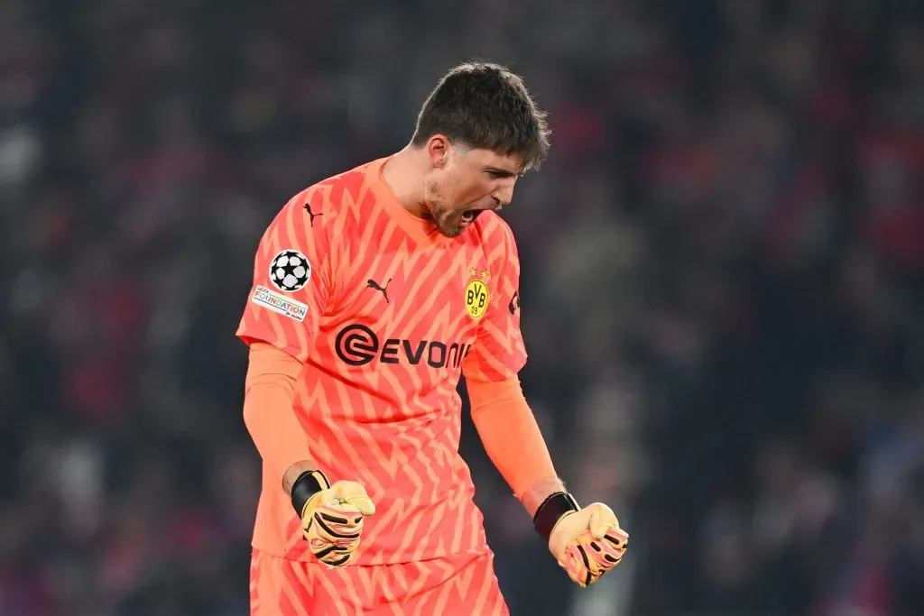 Gregor Kobel é o goleiro que mais fez defesas no torneio. (Photo by Matthias Hangst/Getty Images)