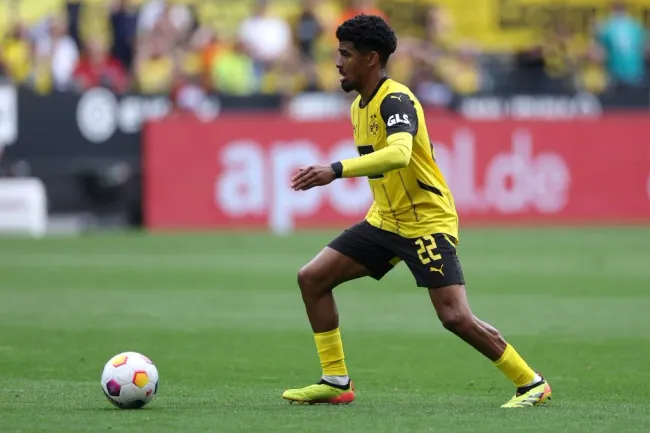 Ian Maatsen of Borussia Dortmund . (Photo by Dean Mouhtaropoulos/Getty Images)