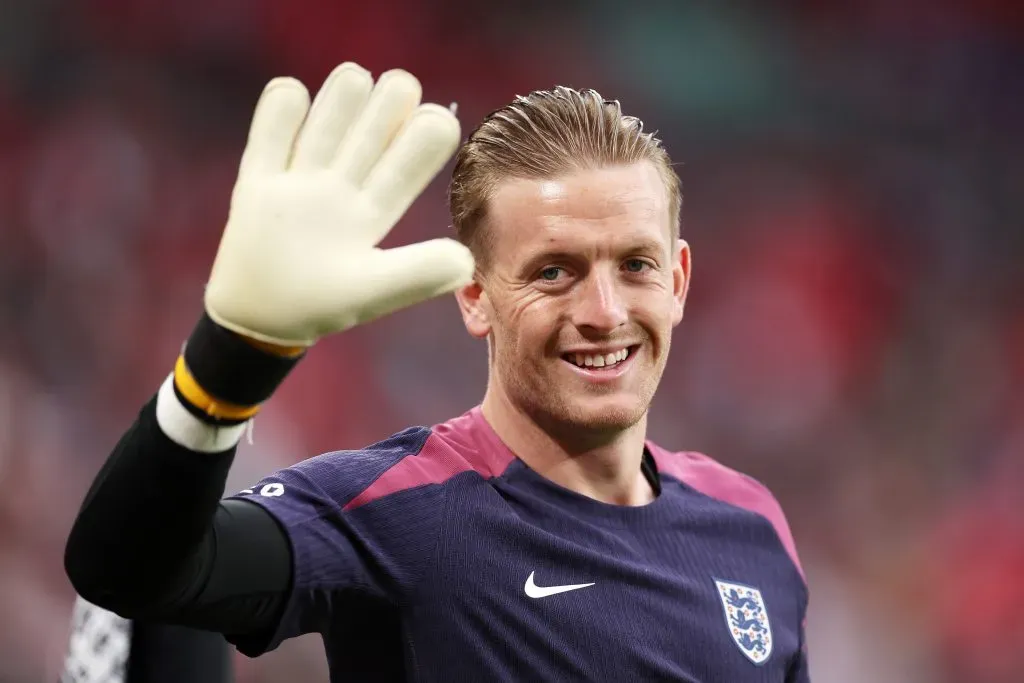 Pickford foi o goleiro escolhido (Photo by Julian Finney/Getty Images)
