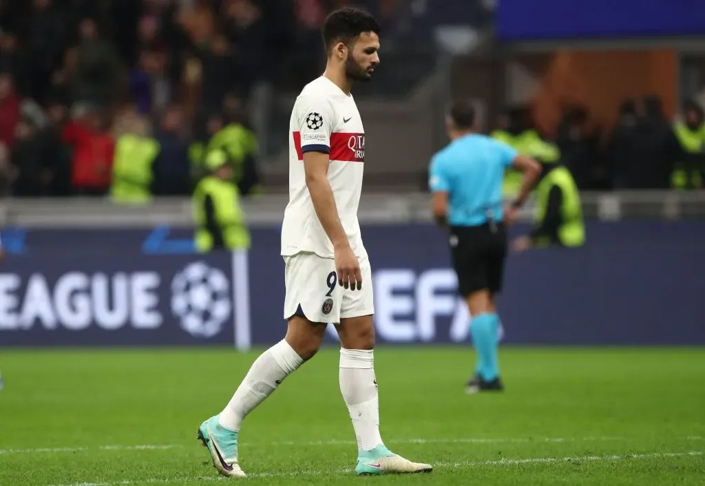 Gonçalo Ramos com a camisa do Paris Saint-Germain na última Champions League. (Photo by Marco Luzzani/Getty Images)