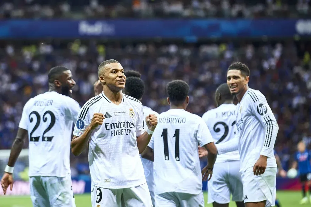 Mbappé comemora o seu primeiro gol com a camisa do Real Madrid. Foto: Getty Images/ Adam Nurkiewicz