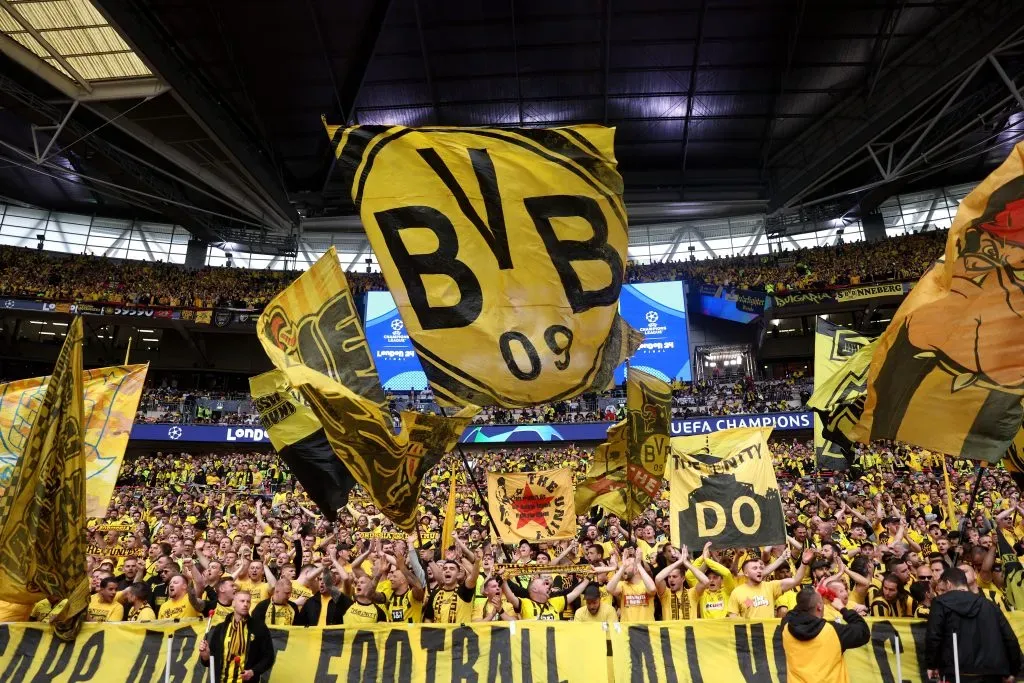 A festa dos torcedores do Borussia Dortmund durante a final da Champions League. (Photo by Lars Baron/Getty Images)