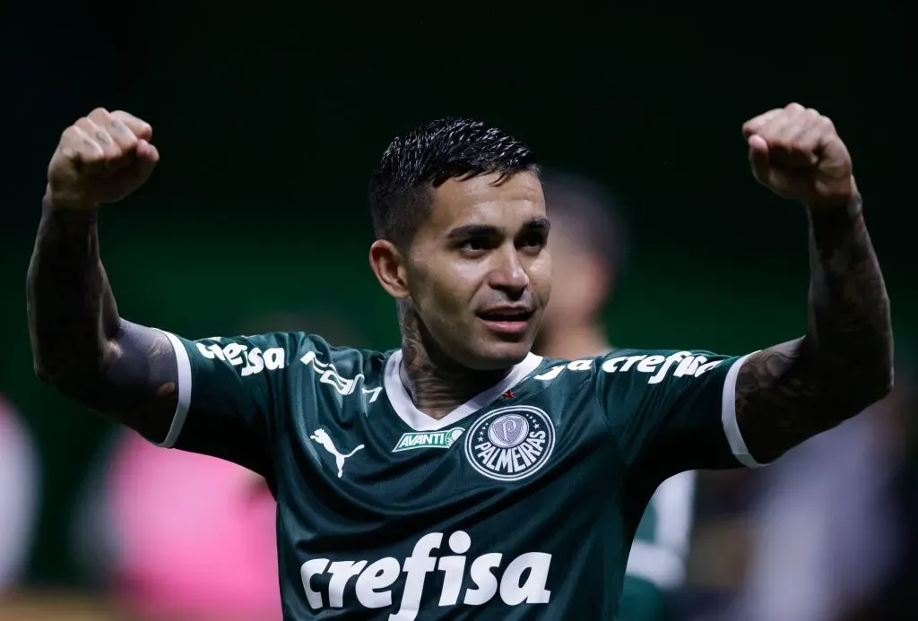 Dudu pode pintar no Santos (Photo by Alexandre Schneider/Getty Images)