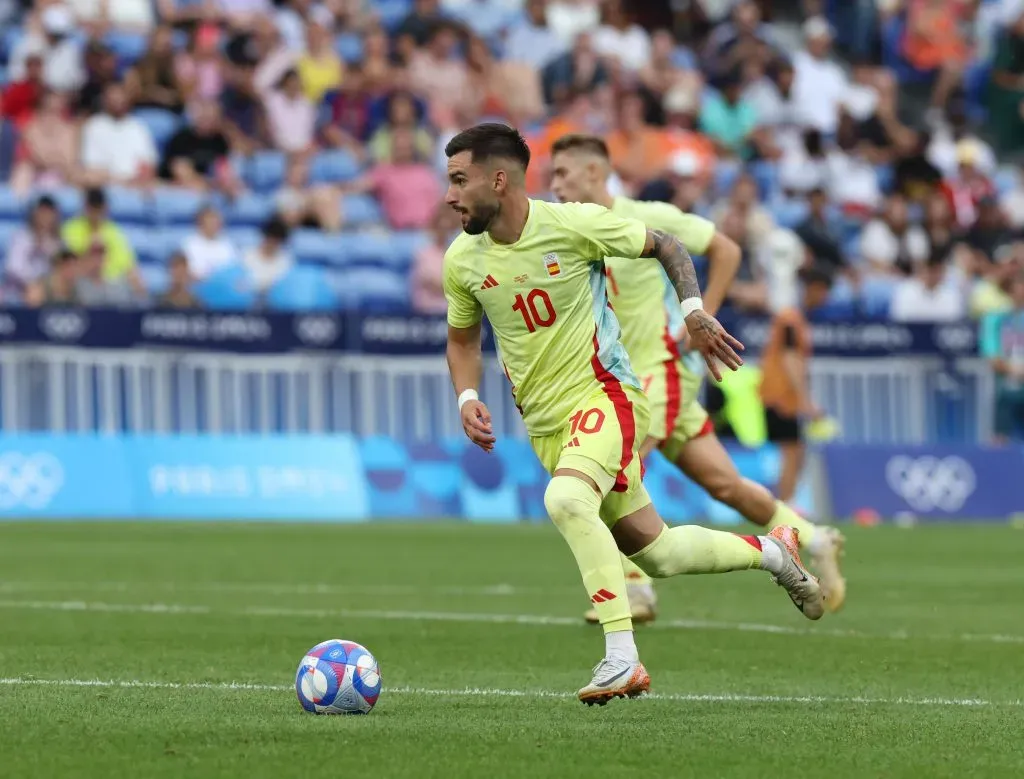 Baena foi o 10 da Espanha na campanha vitoriosa nos Jogos de Paris (Foto: Claudio Villa/Getty Images)