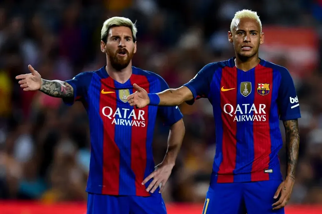BARCELONA, SPAIN – SEPTEMBER 10: Lionel Messi (L) and Neymar Jr. of FC Barcelona reacts during the La Liga match between FC Barcelona and Deportivo Alaves at Camp Nou stadium on September 10, 2016 in Barcelona, Spain. (Photo by David Ramos/Getty Images) BARCELONA, SPAIN – SEPTEMBER 10: Lionel Messi (L) and Neymar Jr. of FC Barcelona reacts during the La Liga match between FC Barcelona and Deportivo Alaves at Camp Nou stadium on September 10, 2016 in Barcelona, Spain. (Photo by David Ramos/Getty Images)