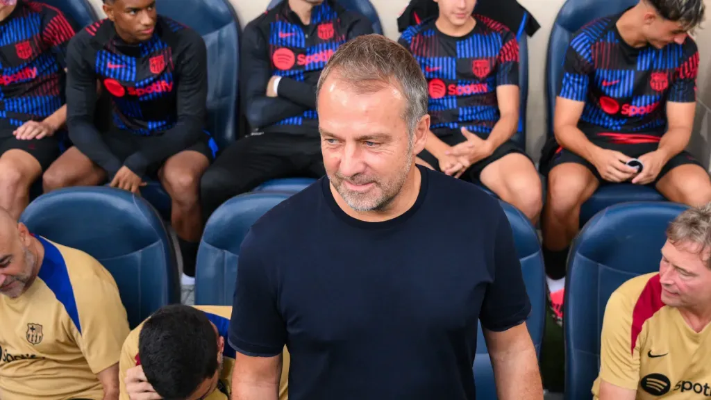 Hansi Flick prepara time para El Clásico. Foto: David Ramos/Getty Images