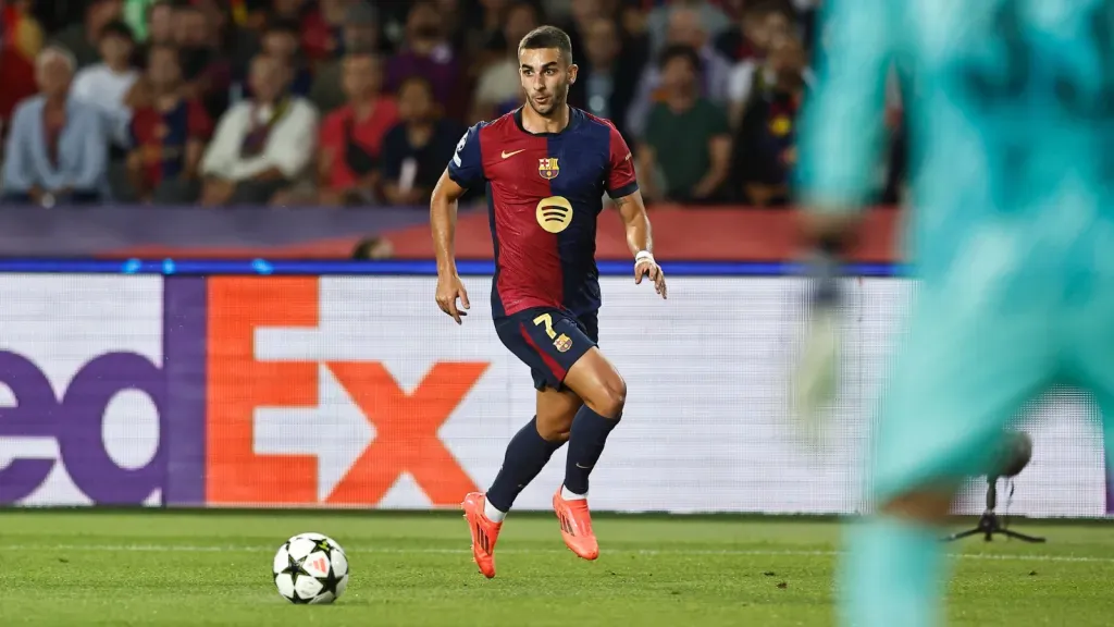 Ferran Torres em ação pelo Barcelona