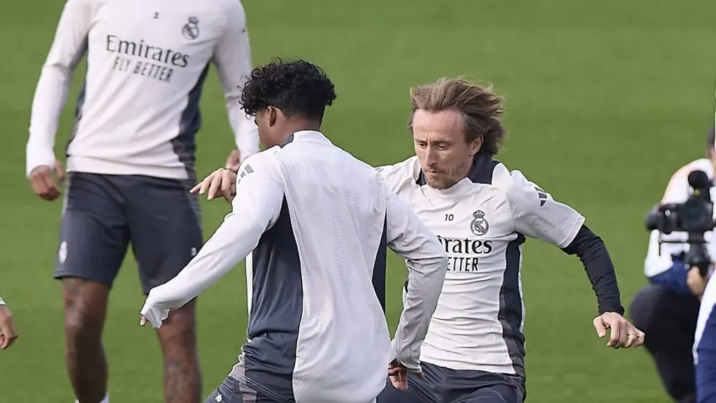 Endrick em treinamento junto aos companheiros de Real Madrid (IMAGO ZUMA Press Wire)