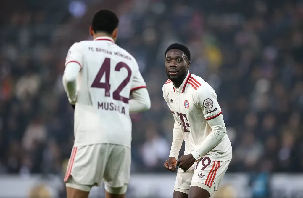 Alphonso Davies deixou claro a sua vontade de jogar pelo Real Madrid, segundo o portal Relevo. Foto: IMAGO / MIS