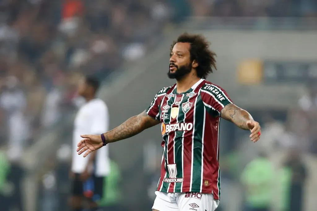 Marcelo em ação pelo Fluminense contra a LDU. (Photo by Wagner Meier/Getty Images)