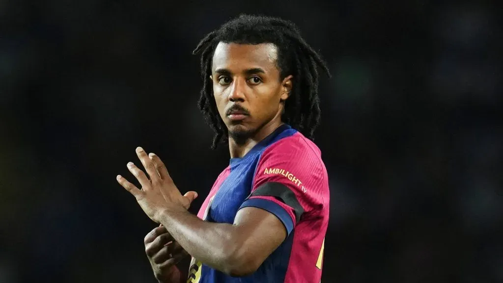10ª rodada: Jules Koundé, do FC Barcelona, durante a partida da La Liga EA Sports entre FC Barcelona e Sevilla FC, realizada no Estádio Lluis Companys em 20 de outubro de 2024, em Barcelona, Espanha. (Foto: IMAGO / Pressinphoto)
