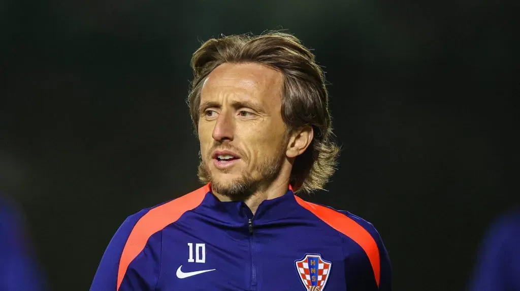 Modric trotando durante o treinamento pela Seleção da Croácia (IMAGO Pixsell)