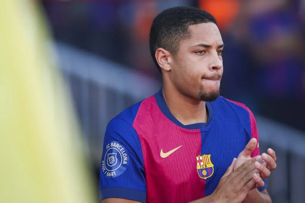 Vitor ainda pertence ao Barcelona (Photo by Eric Alonso/Getty Images)