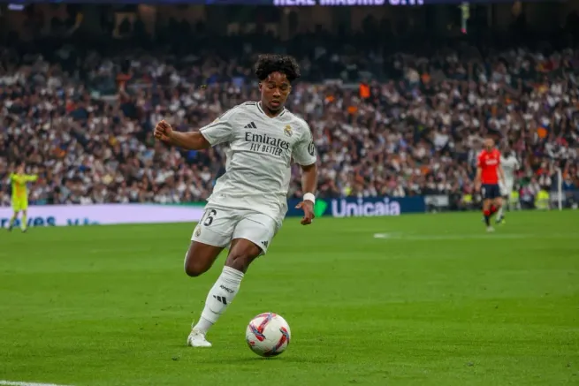 Endrick pelo Real Madrid durante partida contra o Osasuna válida pela La Liga, primeira divisão do Campeonato Espanhol. Foto: Imago