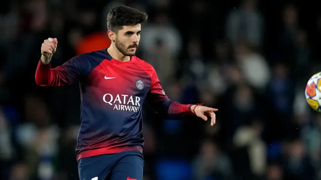 Beraldo do PSG (Foto: Alex Caparros/Getty Images)