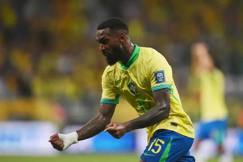 Gerson é alvo do Liverpool. (Photo by Pedro Vilela/Getty Images)