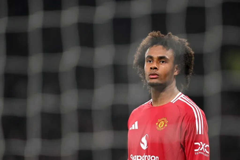 Joshua Zirkzee em campo pelo United