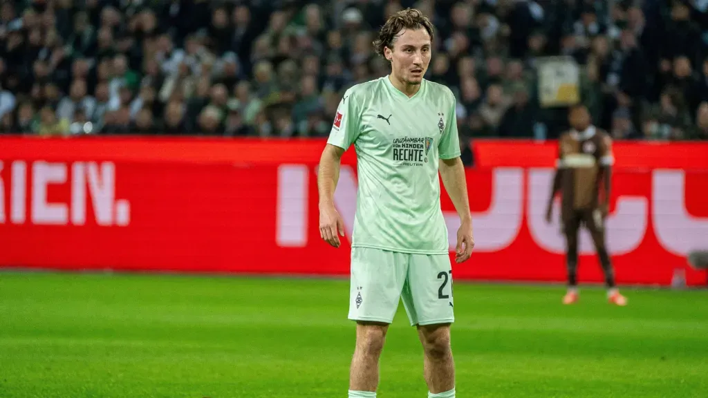 Rocco Reitz em partida pelo Borussia Mönchengladbach (Foto: IMAGO / Eibner)