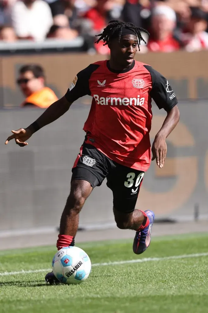 Jeremie Frimpong no radar do Manchester City. Foto: Christof Koepsel/Getty Images