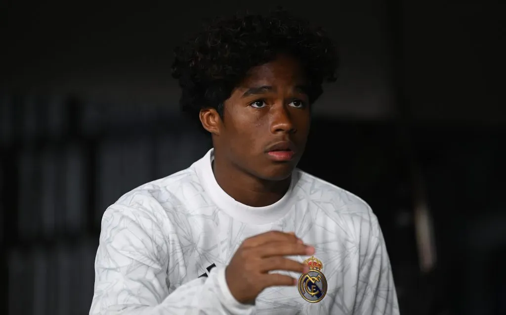 Endrick durante uma partida diante do Villarreal (Photo by Denis Doyle/Getty Images)