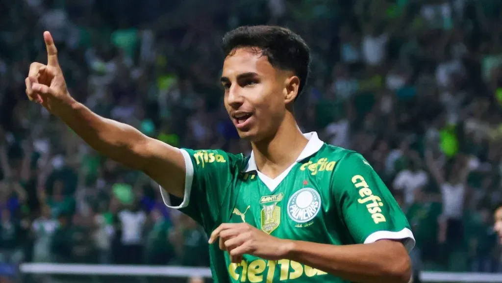 Em alta no Palmeiras, Vitor Reis se anima para fechar com gigante do futebol europeu. (Foto: Imago)
