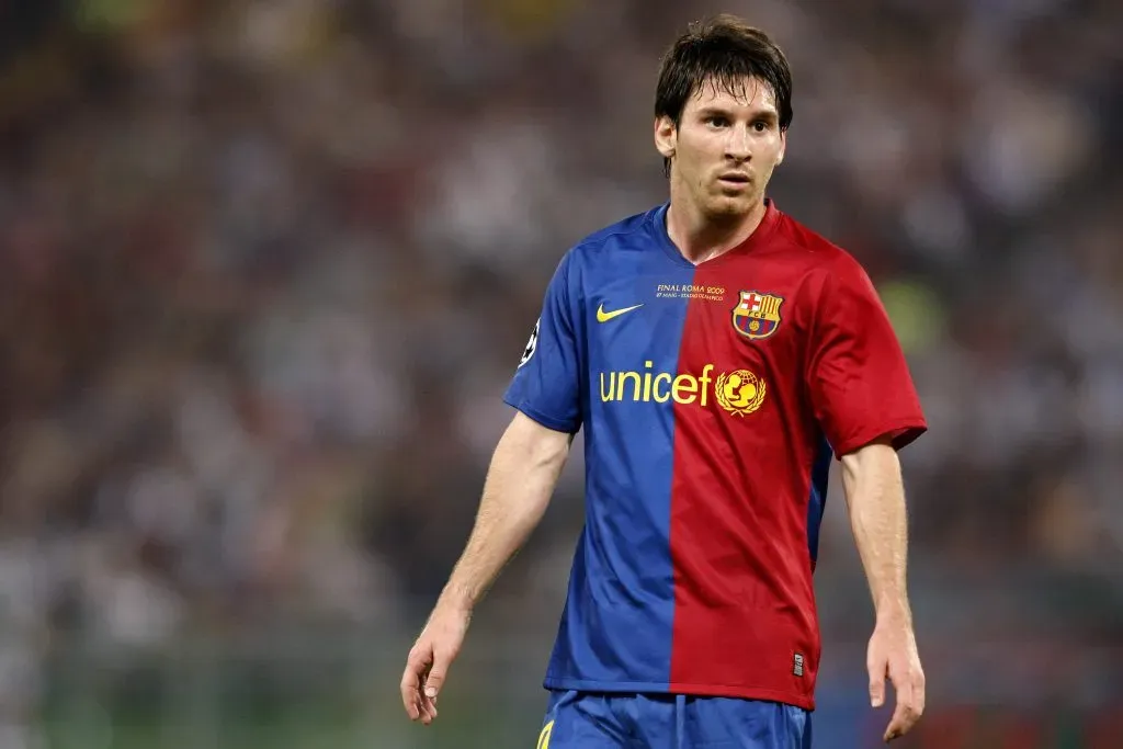 Messi com a camisa do Barcelona. Foto: IMAGO / BSR.