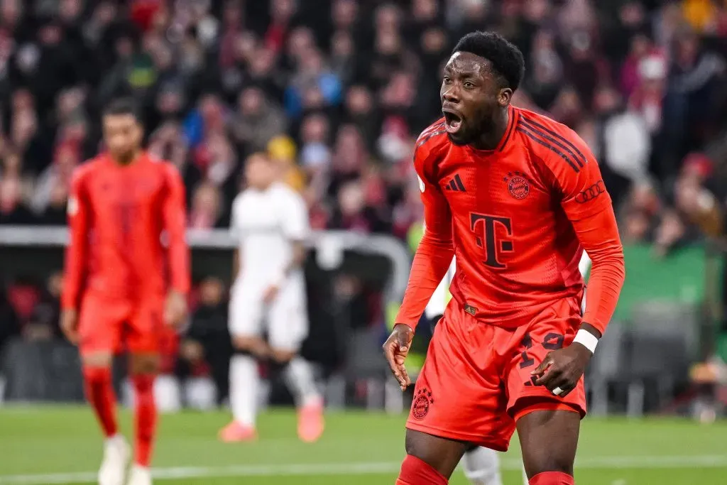 Alphonso Davies está entre as opções para o Barcelona. Foto: IMAGO / DeFodi Images