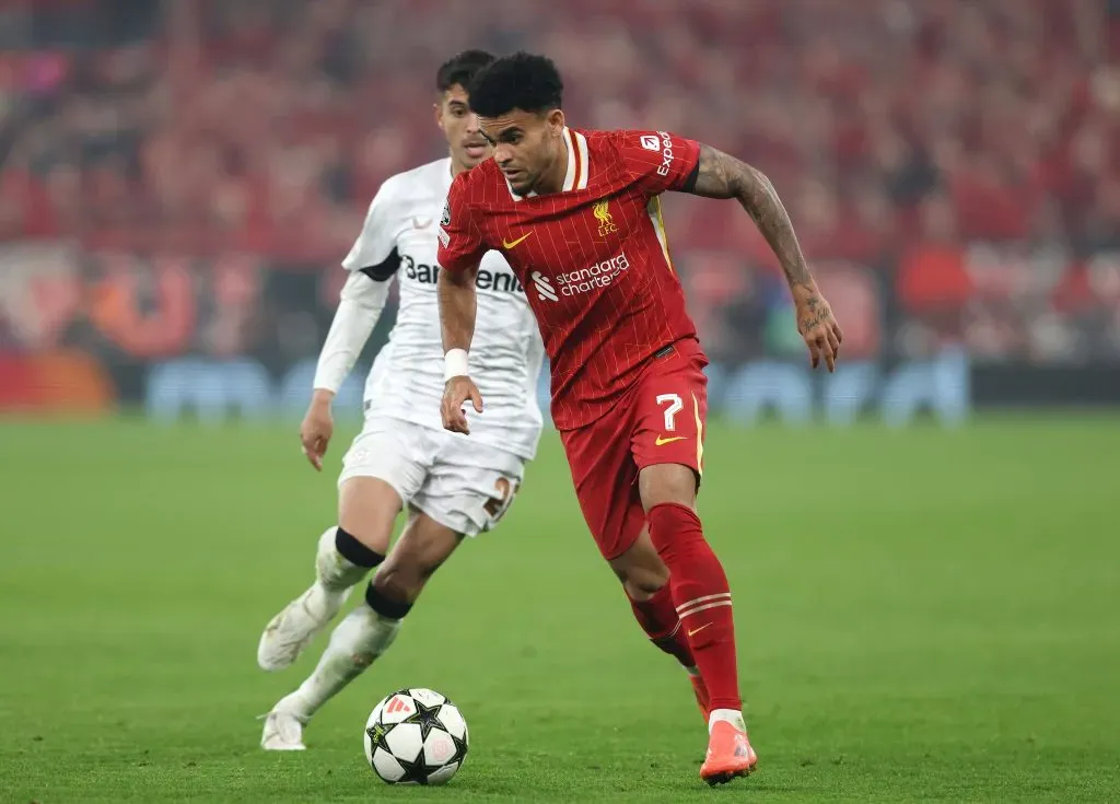 Luis Díaz em ação pelo Liverpool. Foto: IMAGO / Crystal Pix.