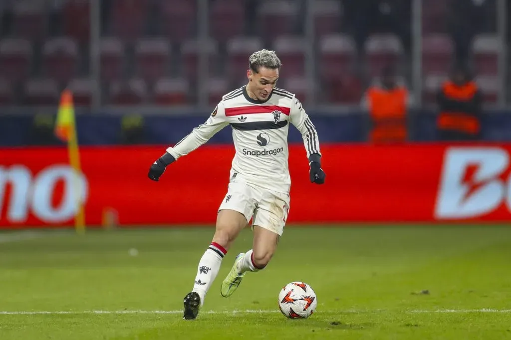 Manchester United inicia venda de Antony.