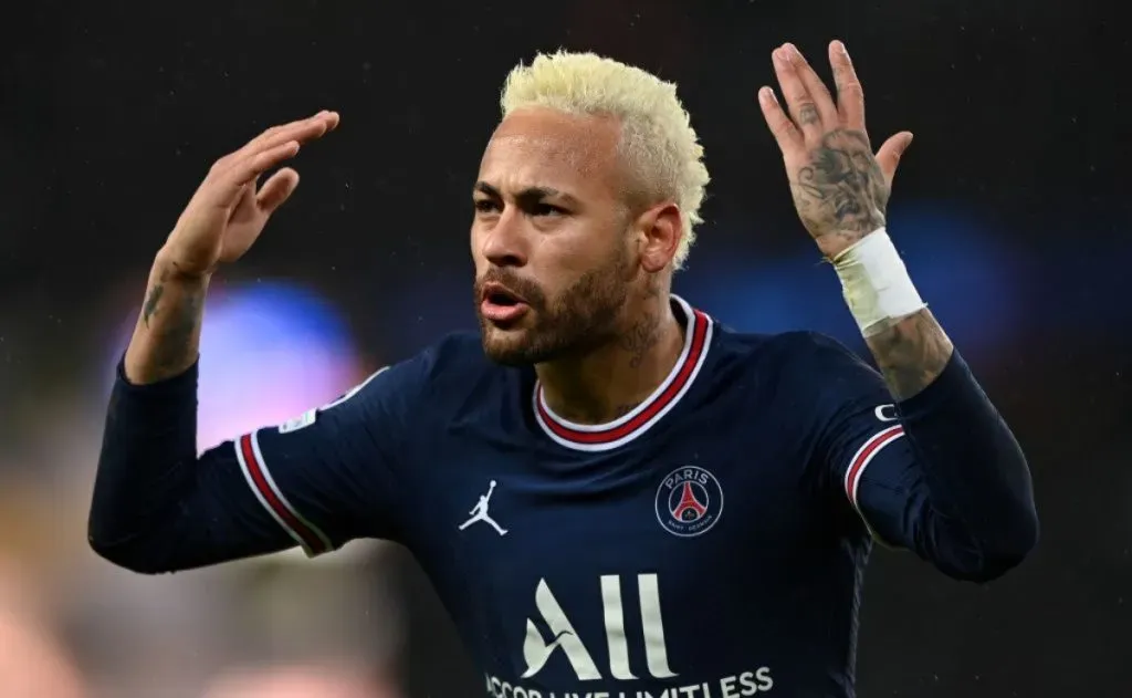 Shaun Botterill/Getty Images – Neymar jogando no PSG