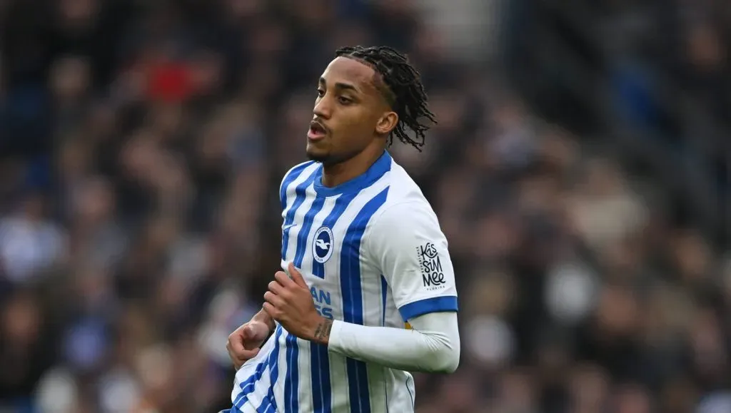 João Pedro em campo no jogo entre Brighton x Crystal Palace (IMAGO / Focus Images)
