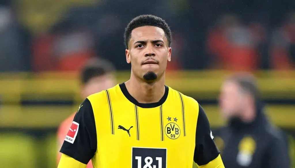 Felix Nmecha em campo pelo Borussia Dortmund contra o Hoffenheim pela Bundesliga (IMAGO / RHR-Foto)