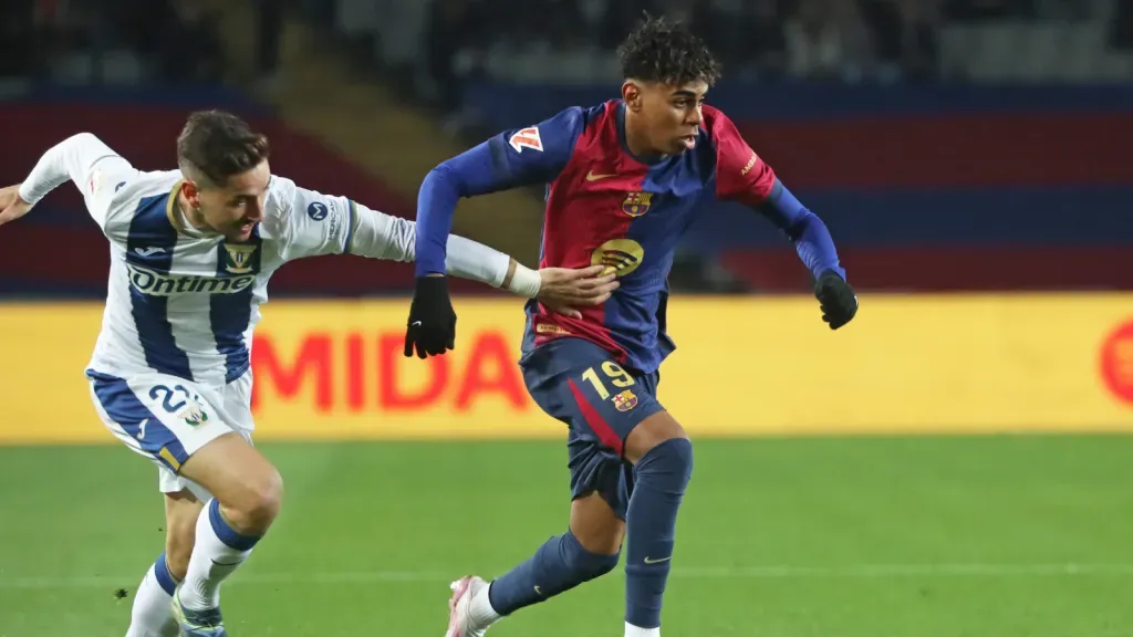 Lamine Yamal em partida pelo Barcelona (Foto: IMAGO / NurPhoto)