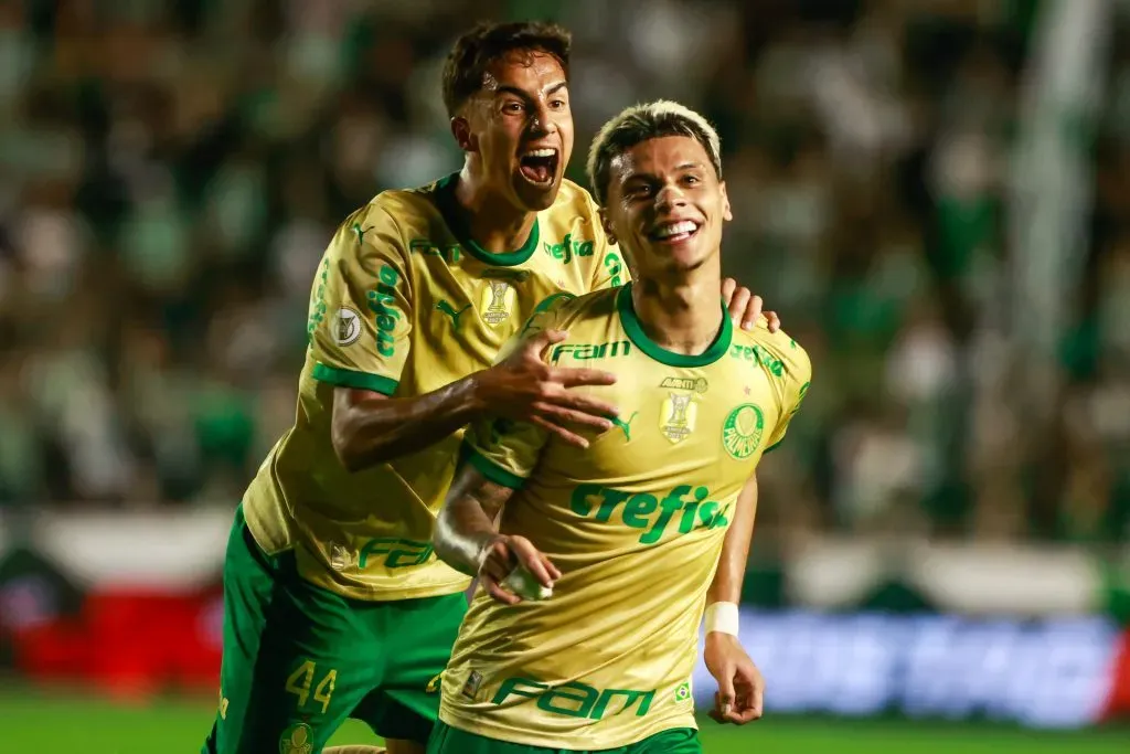 Palmeiras pode oferecer Vitor Reis ou Richard Ríos na negociação por Andreas Pereira. Foto:  Luiz Erbes/AGIF