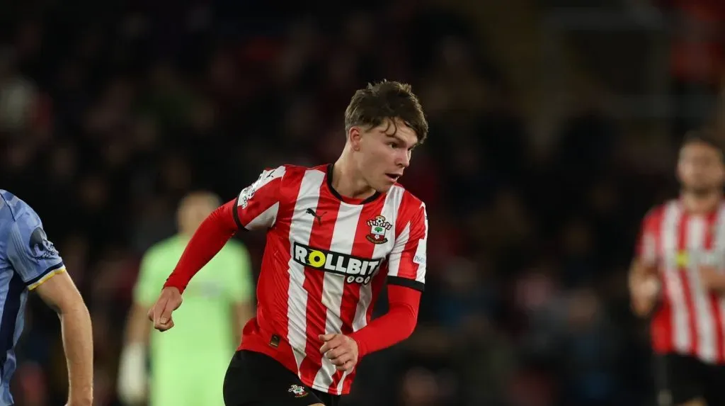 Tyler Dibling em ação pelo Southampton (IMAGO / Colorsport)