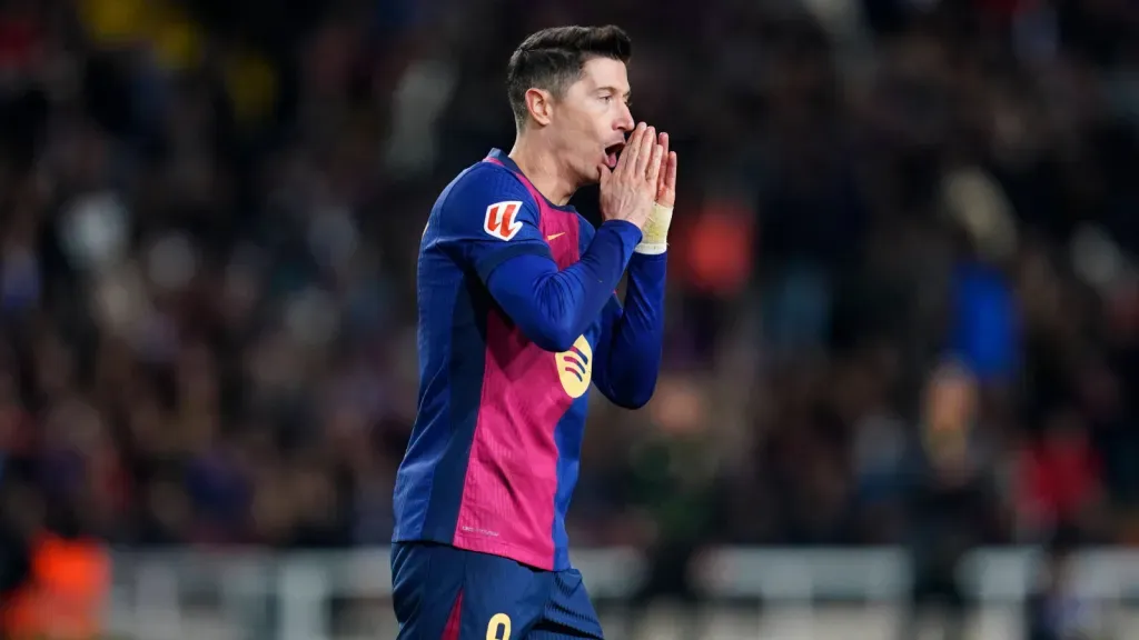 Lewandowski em partida do Barcelona contra o Atlético de Madrid (Foto: IMAGO / Pressinphoto)