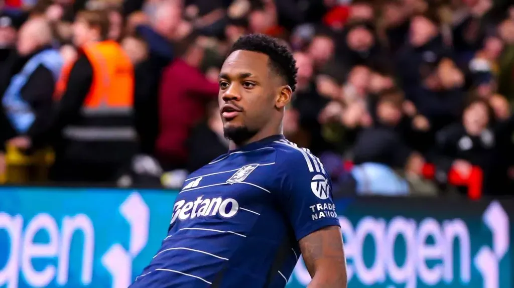 Jhon Durán celebrando um gol (IMAGO / Every Second Media)