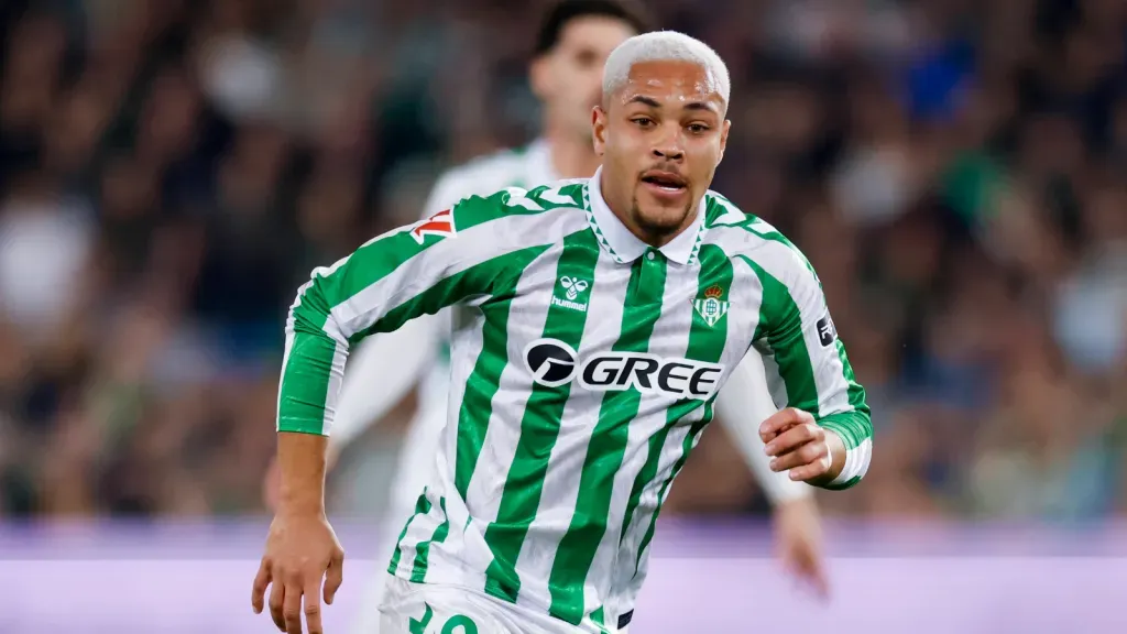 Atacante Vitor Roque em partida pelo Betis (Foto: IMAGO / NurPhoto)