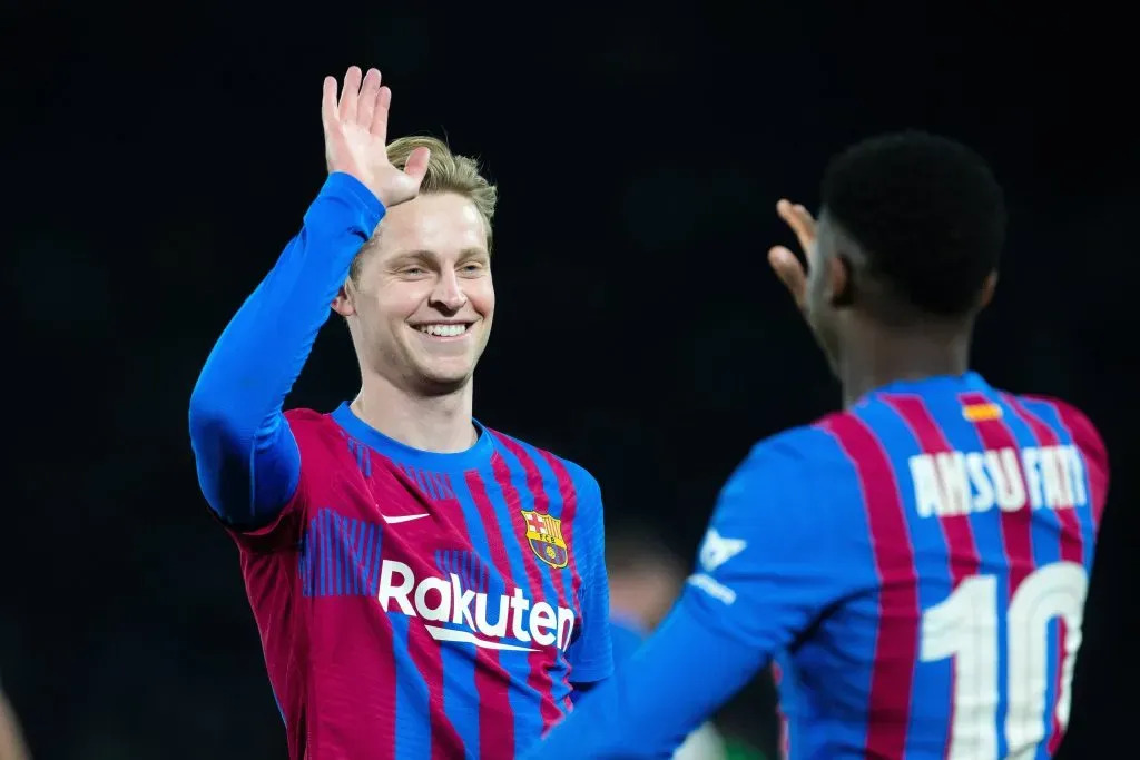 De Jong e Ansu Fati estão na lista de possíveis saídas do Barcelona. Foto: IMAGO / Icon Sportswire