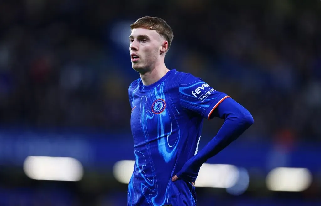 Cole Palmer lamenta derrota dos Blues. (Photo by Clive Rose/Getty Images)