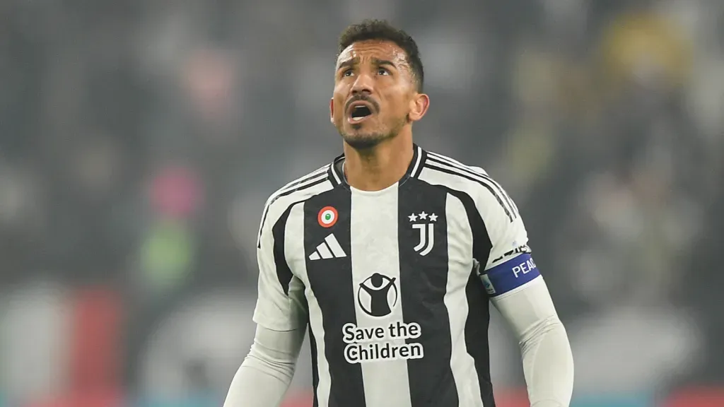 Danilo em partida pela Juventus (Foto: IMAGO / NurPhoto)