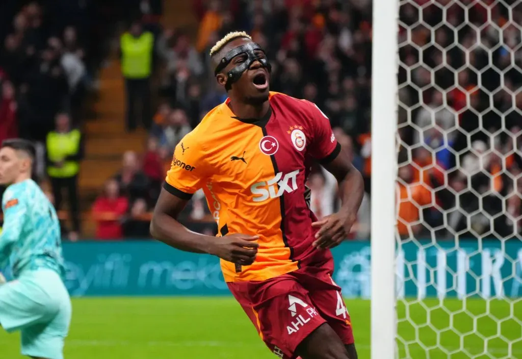Osimhen durante partida pelo Galatasaray. Foto: Imago