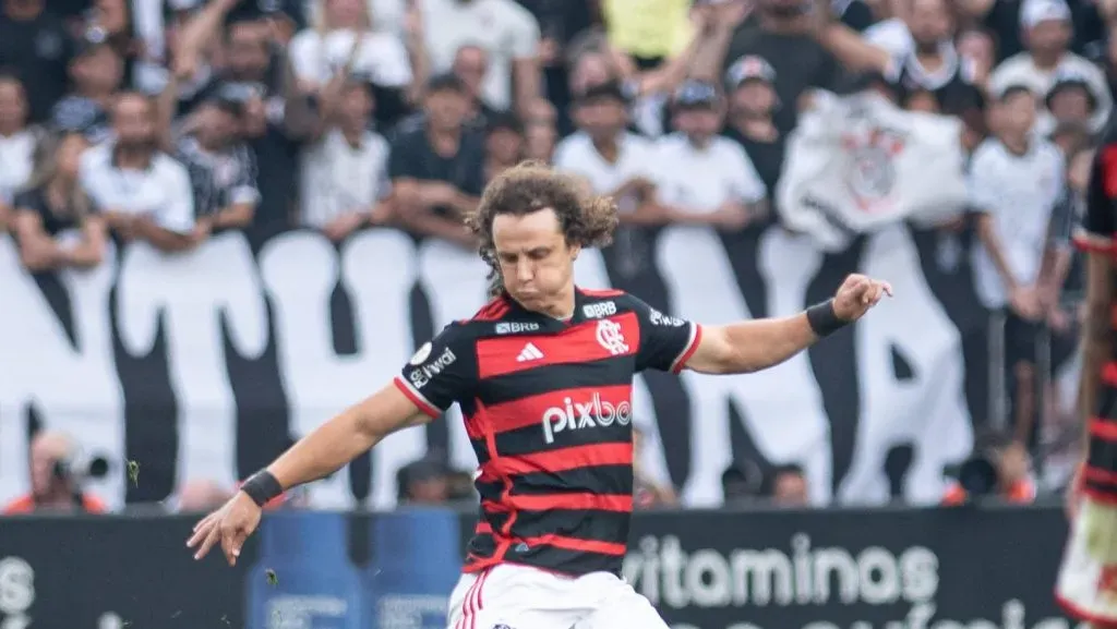 David Luiz em campo pelo Flamengo (IMAGO / TheNews2)