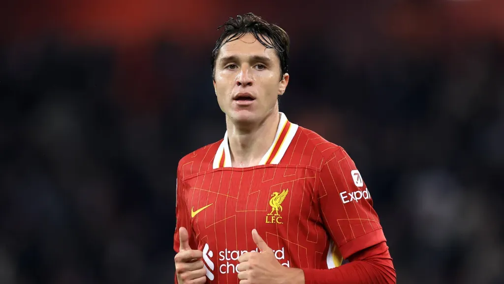Federico Chiesa em partida pelo Liverpool (Foto: IMAGO / Sportimage)