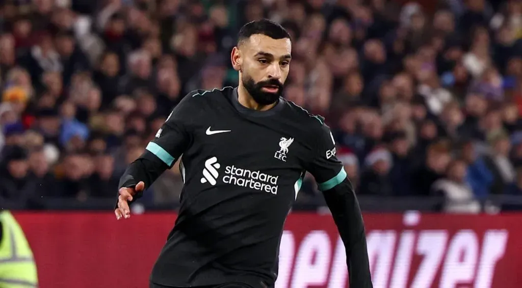 Salah em campo com a camisa do Liverpool (IMAGO / Pro Sports Images)