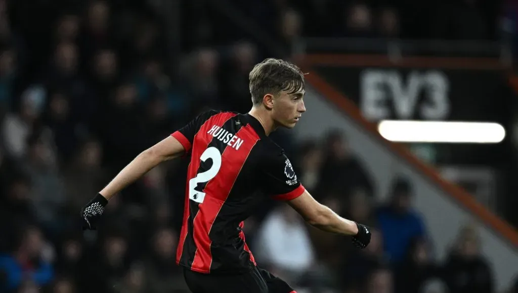 Dean Huijsen em ação (IMAGO / Sebastian Frej)