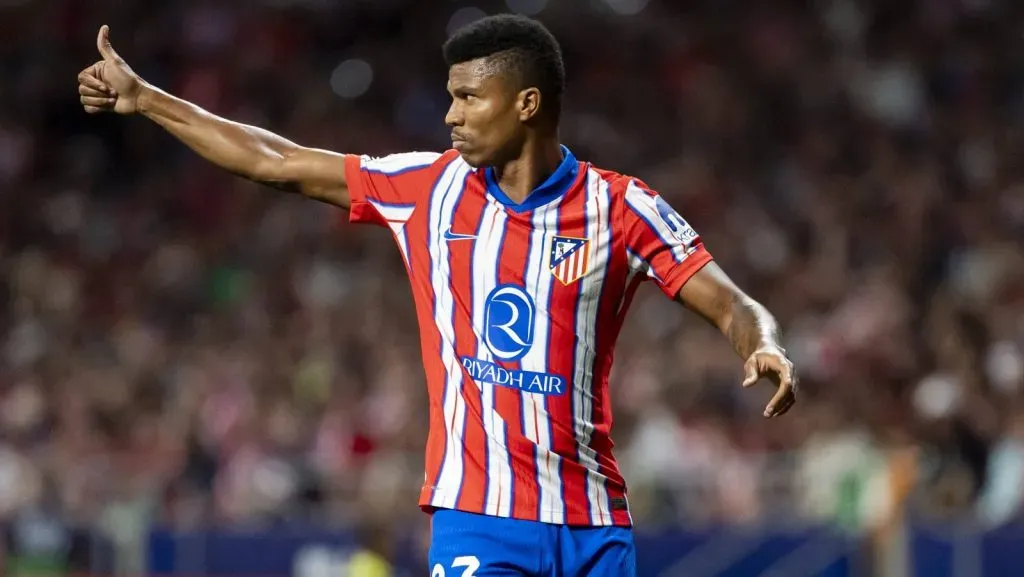 Reinildo Mandava, do Atlético de Madrid, em ação durante a partida da La Liga EA Sports 2024/25 entre Atlético de Madrid e Girona FC, no Estádio Civitas Metropolitano, em 25 de agosto de 2024, em Madri, Espanha. (Foto: IMAGO / Alberto Gardin)