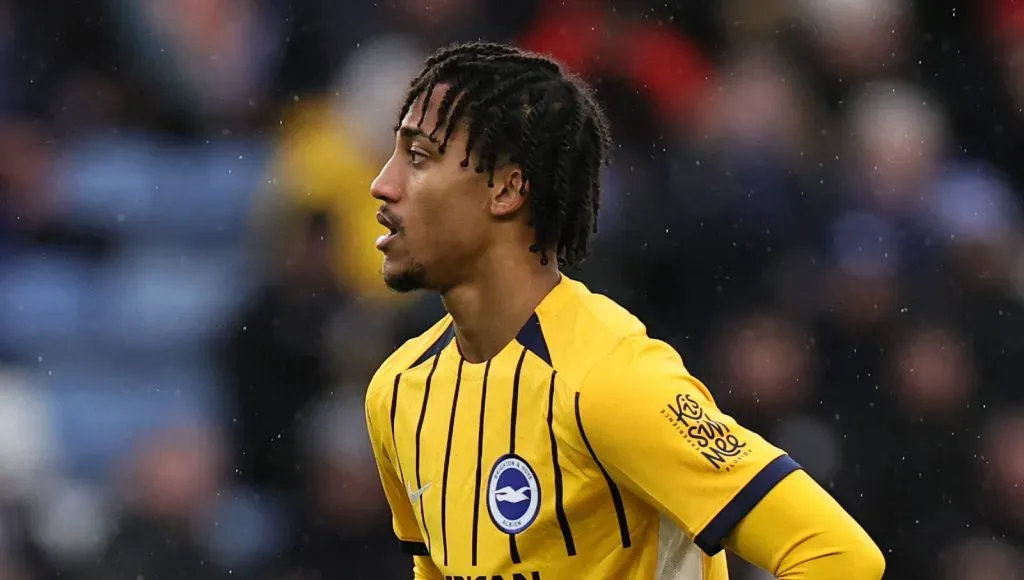 João Pedro durante o jogo entre Brighton v Leicester pela Premier League (IMAGO / Sports Press Photo)