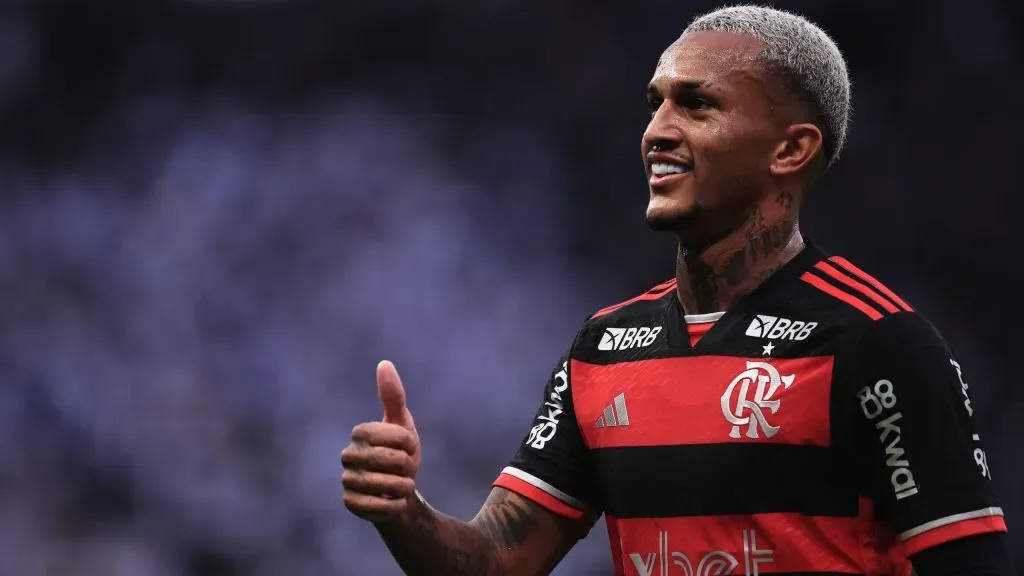 Wesley jogando pelo Flamengo
